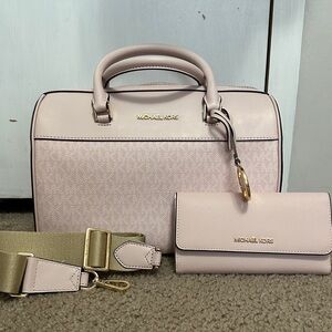 NEW Michael Kors Blush Pink Bag and Wallet Set